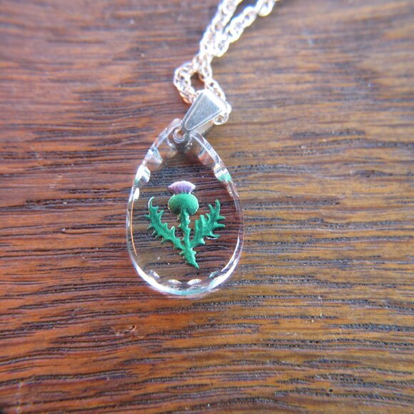 Glass thistle pendant, sterling silver setting & chain. - Picture 6 of 9